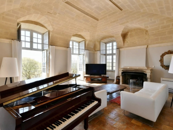 medieval-chateau-in-uzes-for-sale-grandius-5