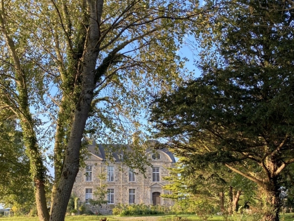 castle-in-brittany-with-magical-sea-views-grandius-22