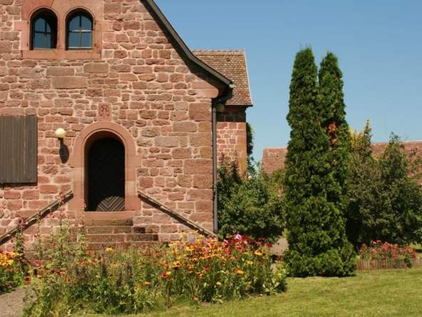 medieval-castle-château-de-hunebourg-in-alsace-grandius-living-4