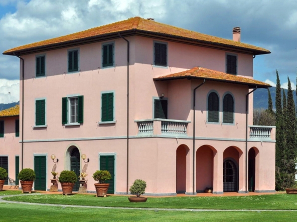 pardossi-luxury-tuscany-villa-grandius-living-1